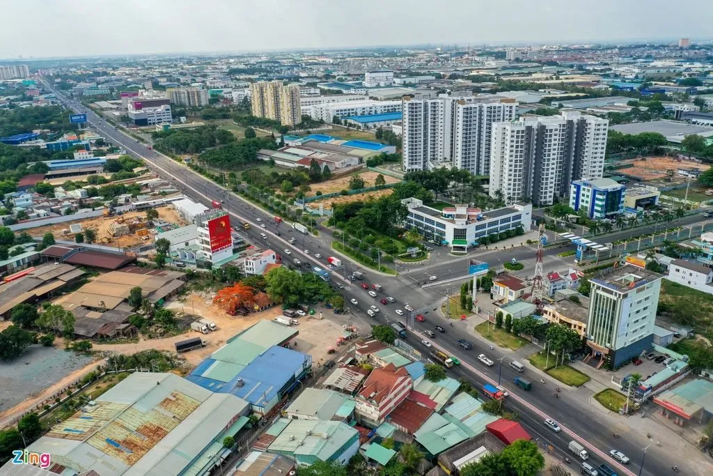 Đại gia địa ốc đổ về Bình Dương