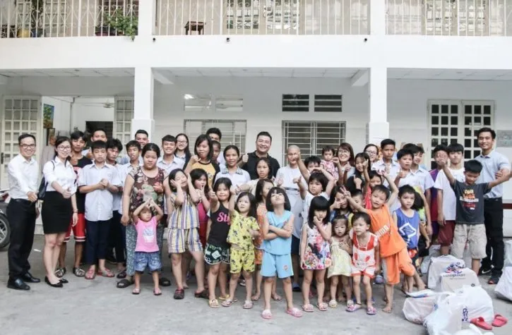 Sharing love and giving compassion at Dieu Giac Pagoda