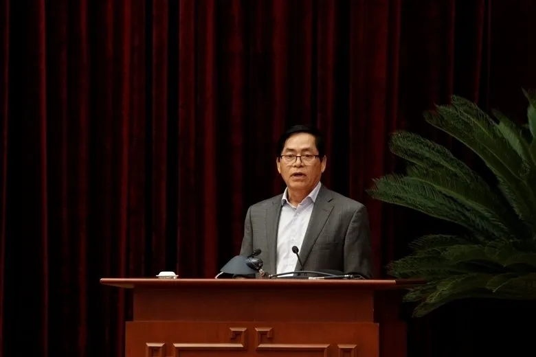 Ủy viên Trung ương Đảng, Bí thư Tỉnh ủy Bà Rịa - Vũng Tàu Nguyễn Viết Thanh tham luận tại Hội nghị. 